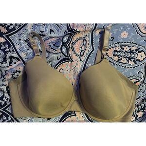 Olga by Warner's No‎ Side Effects Full Figure Contour Bra in Nude, 40DD/40E